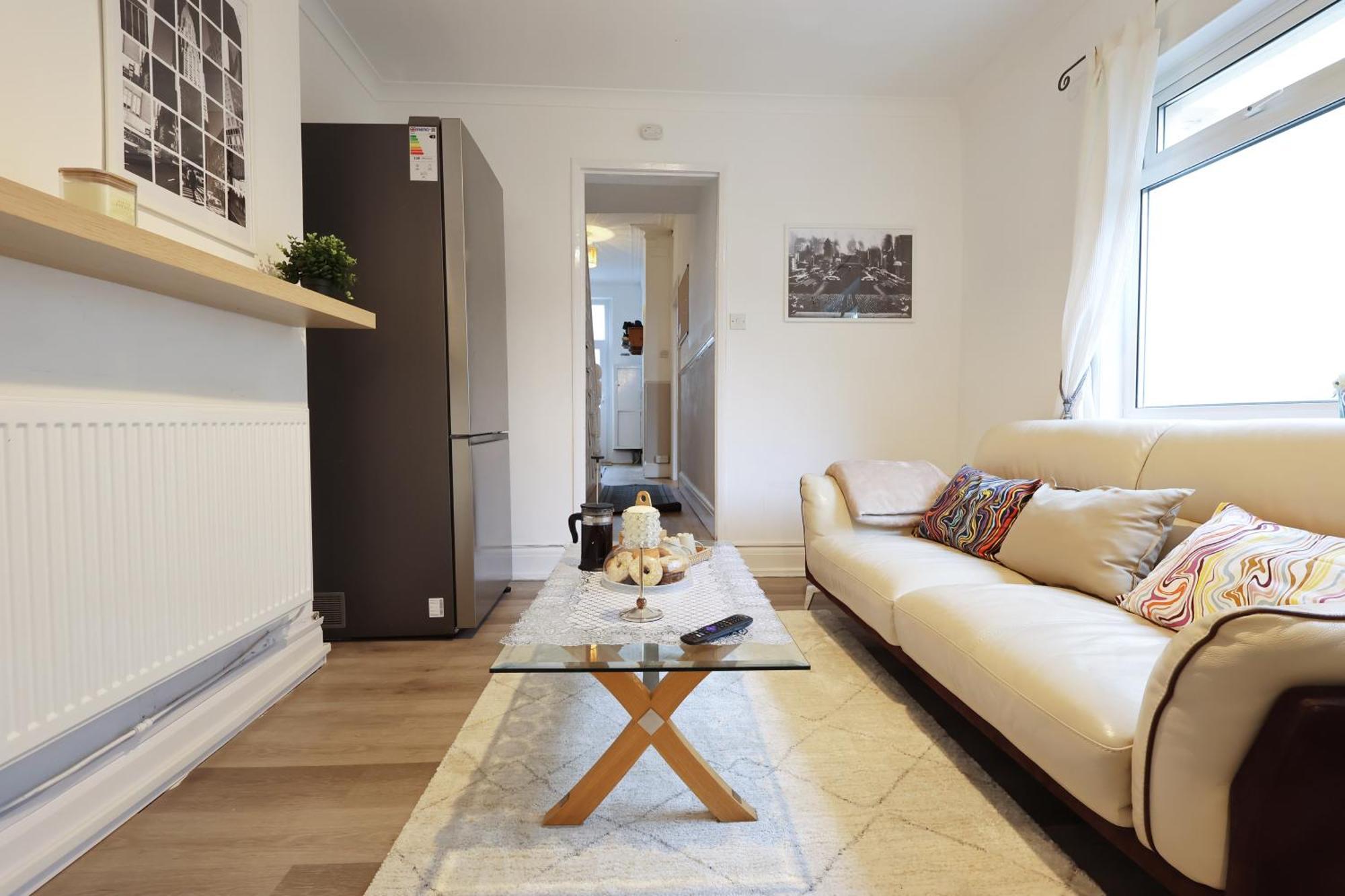 Cardiff City Guesthouse, Central Rooms, Fast Wi-Fi, On-Street Parking Eksteriør billede