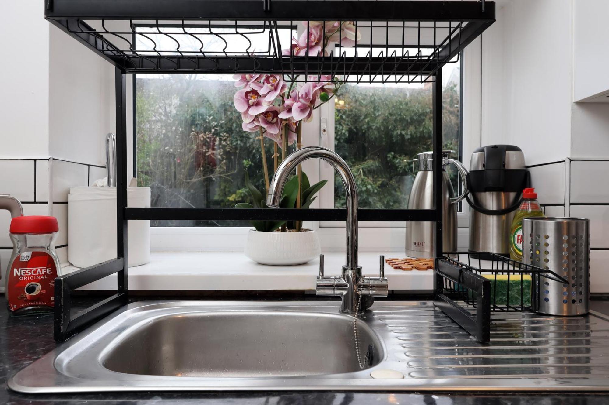 Cardiff City Guesthouse, Central Rooms, Fast Wi-Fi, On-Street Parking Eksteriør billede