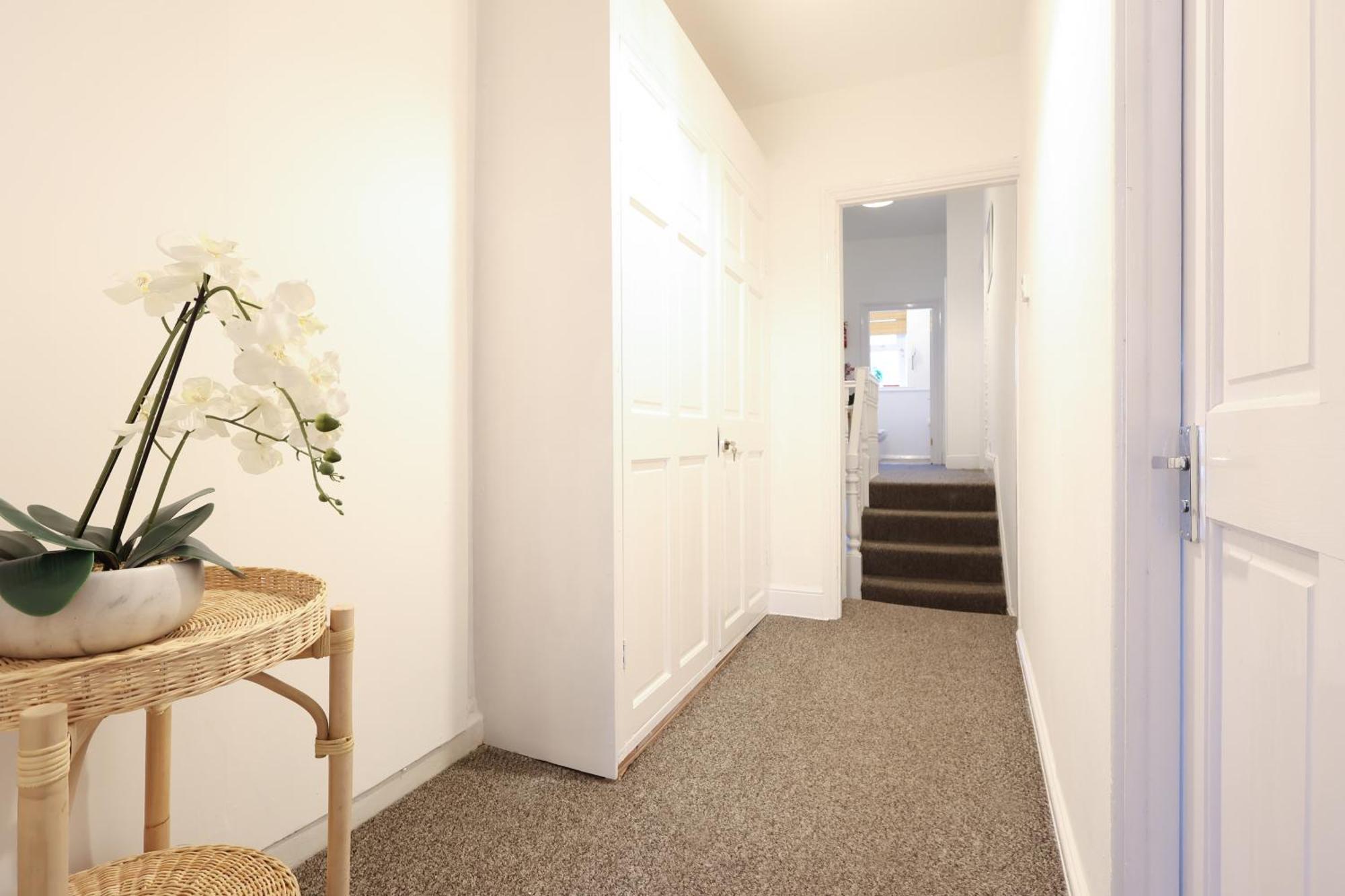 Cardiff City Guesthouse, Central Rooms, Fast Wi-Fi, On-Street Parking Eksteriør billede